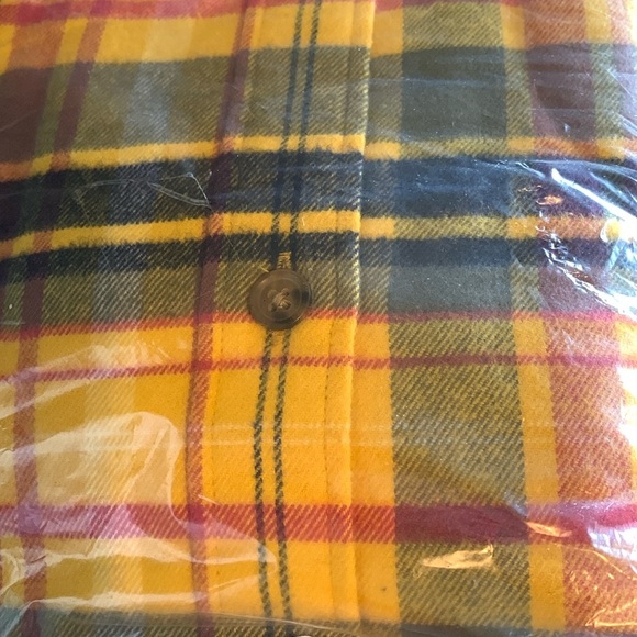 LANDSEND Men's Traditional Fit Flagship Flannel Shirt - Picture 3 of 4